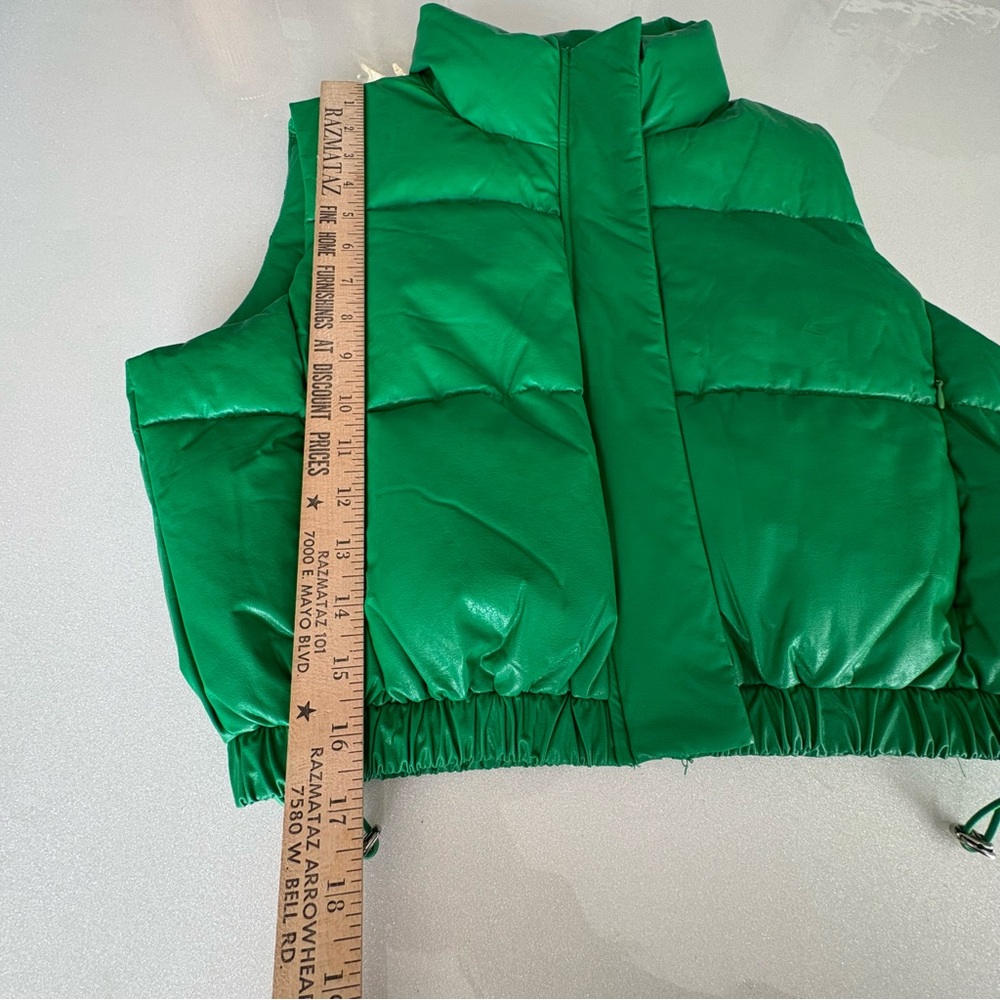 Coalition LA Green Puffer Vest Cropped Zip Pockets Snap & Zip Up Collar - Picture 14 of 14